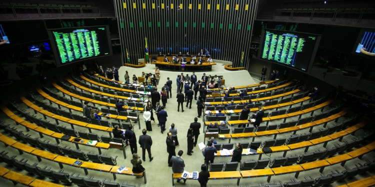 Derrubada Do Iof Expõe Crise Fiscal E Derruba Confiança Do Mercado Gazeta Mercantil - Política E Economia