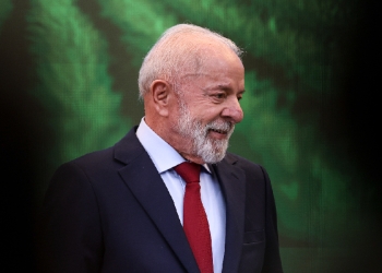 Relação Entre Executivo E Legislativo Em Crise: Lula Aposta Em Recesso Parlamentar Para Reorganizar Base Aliada Gazeta Mercantil - Política