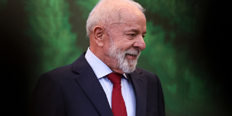 Relação Entre Executivo E Legislativo Em Crise: Lula Aposta Em Recesso Parlamentar Para Reorganizar Base Aliada Gazeta Mercantil - Política