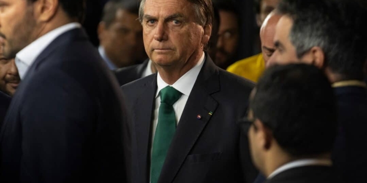 Alckmin responsabiliza clã Bolsonaro por tarifaço de Trump e anuncia Grupo de Trabalho 1 GAZETA MERCANTIL Alckmin Responsabiliza Clã Bolsonaro Por Tarifaço De Trump E Anuncia Grupo De Trabalho Gazeta Mercantil Política