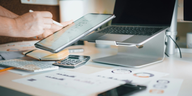 XPLG11 lança 9ª emissão e projeta captação bilionária no mercado de FIIs 1 GAZETA MERCANTIL Xplg11 Lança 9ª Emissão E Projeta Captação Bilionária No Mercado De Fiis - Gazeta Mercantil