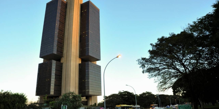 IBC-Br recua e mostra efeito da Selic na economia 1 GAZETA MERCANTIL Ibc-Br Recua E Mostra Efeito Da Selic Na Economia Gazeta Mercantil - Economia