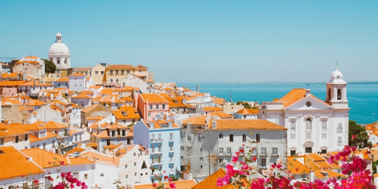 Passagem Para Portugal - Gazeta Mercantil - Viagens &Amp; Turismo