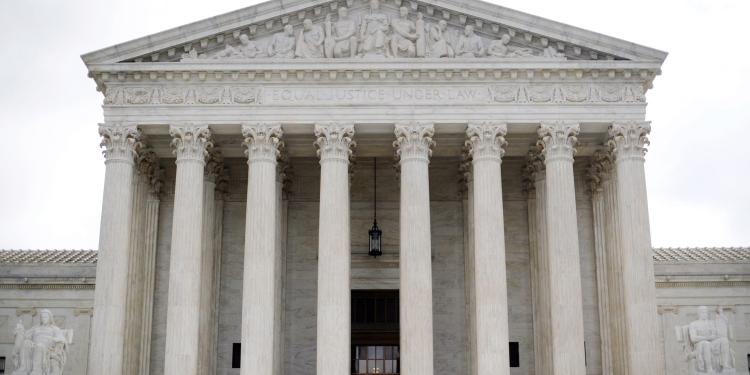 Trump Acelera Desmonte Do Departamento De Educação Com Aval Da Suprema Corte Gazeta Mercantil