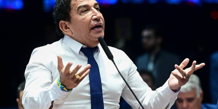 Magno Malta Dá Tapa Na Cara De Técnica Durante Exame, Diz Boletim De Ocorrência - Gazeta Mercantil - Política