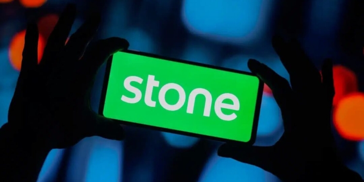 Stone Stne - Gazeta Mercantil