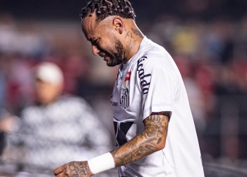Pior Derrota Da Carreira De Neymar: Repercussão Internacional Da Goleada Do Vasco Sobre O Santos - Gazeta Mercantil - Esportes