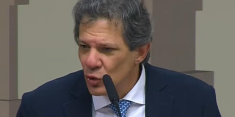Haddad Tenta Acordo Para Aprovar Mp Do Iof E Evitar Perda De R$ 20 Bilhões No Orçamento De 2026 - Gazeta Mercantil - Economia