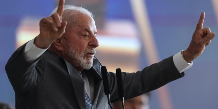 Ibovespa Hoje: Impacto Do Pacote Econômico De Lula E Dados Do Varejo No Mercado - Gazeta Mercantil