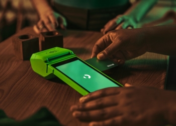 Super Maquininhas Da Stone Integram Ponto E Folha De Pagamento - Gazeta Mercantil