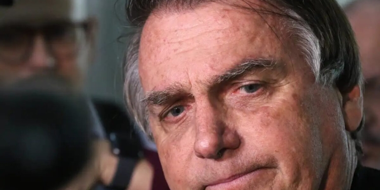 49% Dos Brasileiros Consideram Exagerada A Pena De 27 Anos De Prisão A Bolsonaro, Mostra Pesquisa - Gazeta Mercantil - Política