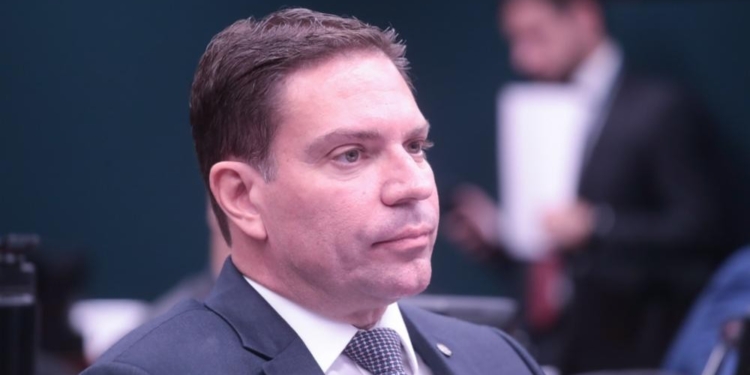 Deputado Federal Pressiona Pela Aprovação Da Proposta Na Câmara E Critica Articulação Paralela No Senado - Gazeta Mercantil