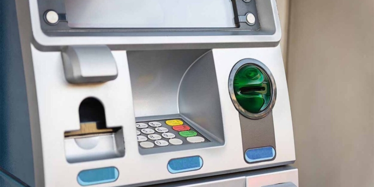 Caixa Eletrônico Vazio. Caixas - Gazeta Mercantil