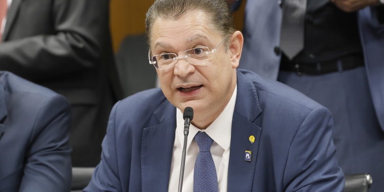 Projeto De Anistia Divide Congresso E Reacende Debate Sobre Democracia No Brasil - Gazeta Mercantil