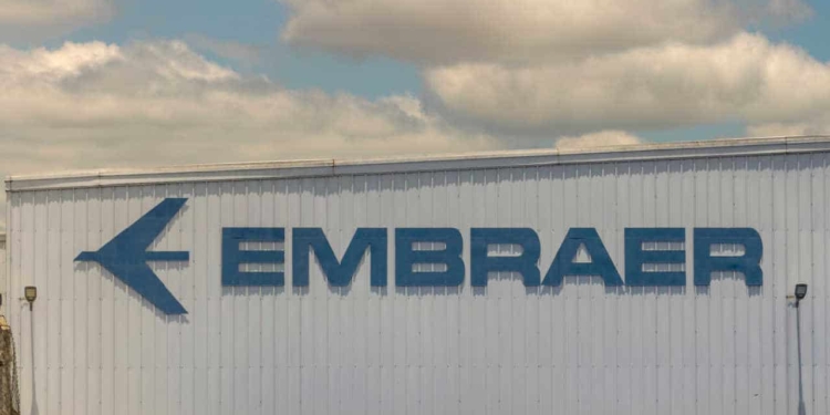 E-Jets Da Embraer: 20 Anos De Operação Fortalecem A Aviação Comercial Na Europa - Gazeta Mercantil