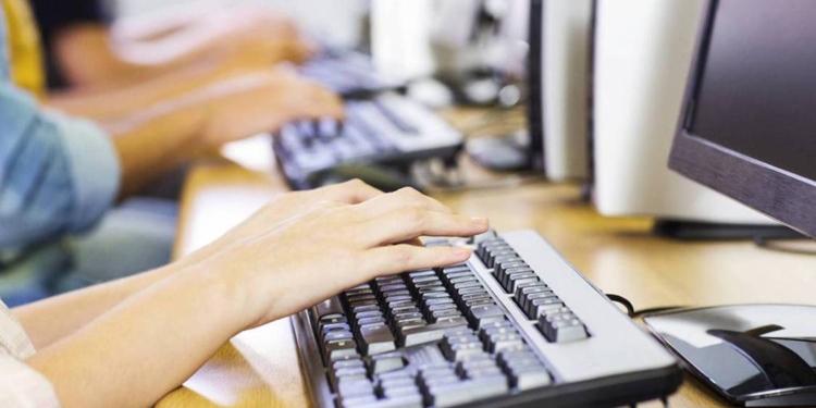 Volume De Serviços No Brasil Recua Em Dezembro, Mas Mantém Crescimento Anual De 2,8% - Gazeta Mercantil