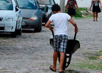 Trabalho Infantil Brasil: 1,6 Milhão De Crianças Em Situação De Risco E Fiscalização Atinge Menos De 1% - Gazeta Mercantil