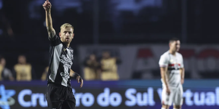 São Paulo X Ceará: Derrota No Morumbis E Pior Público Do Tricolor Em 2025 - Gazeta Mercantil - Esportes