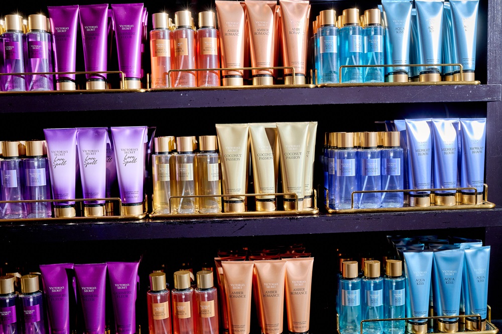 Victoria’s Secret Aposta Em Sutiãs E Rebranding Para Reconquistar O Mercado De Lingerie - Gazeta Mercantil - Moda