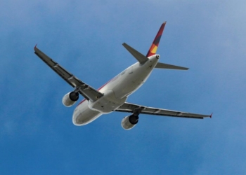 Taxa Para Reclinar Assento De Avião: Westjet Cobra Por Conforto E Muda Padrão Da Aviação - Gazeta Mercantil