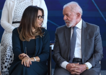 Oposição Tenta Derrubar Decreto De Lula Sobre Janja; Gleisi Hoffmann Diz Que Não Há Ilegalidade - Gazeta Mercantil