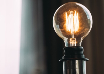 Tarifa Social Garante Até 100% De Desconto Na Luz Para Idosos - Gazeta Mercantil