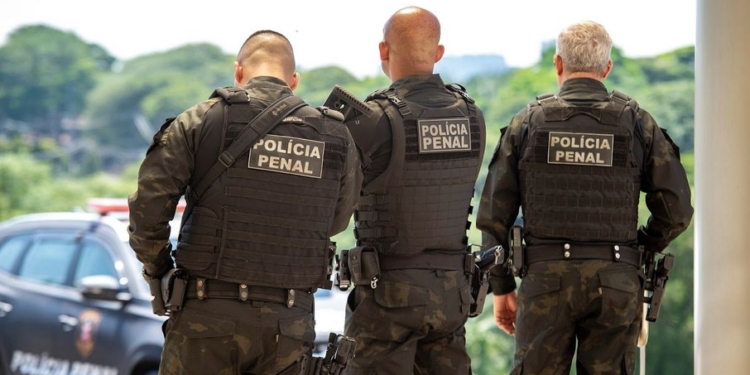 Concurso Polícia Penal SP reabre com 1.100 vagas e salário que pode passar de R$ 5 mil com benefícios 1 GAZETA MERCANTIL E Salário Pode Passar De R$ 5 Mil Com Benefícios - Gazeta Mercantil