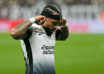 Dívida Do Corinthians Com Depay Chega A R$ 42 Milhões E Clube Busca Acordo Para Parcelar Pagamento - Gazeta Mercantil