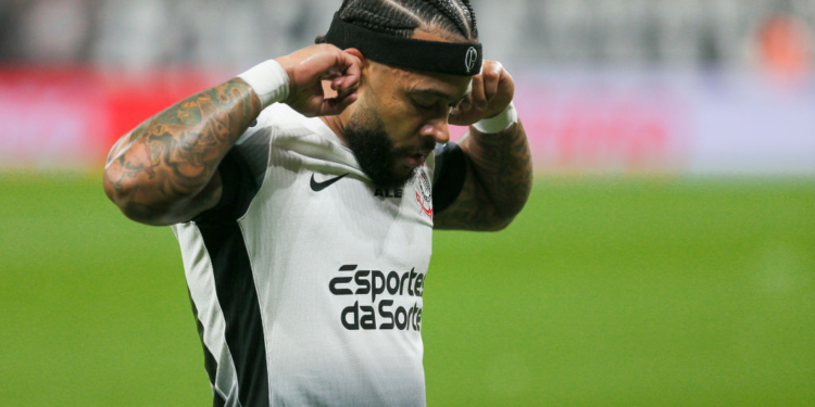 Dívida Do Corinthians Com Depay Chega A R$ 42 Milhões E Clube Busca Acordo Para Parcelar Pagamento - Gazeta Mercantil