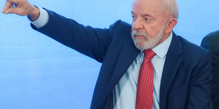 Isenção Do Imposto De Renda Até R$ 5 Mil: Lula Comemora Aprovação Na Câmara - Gazeta Mercantil