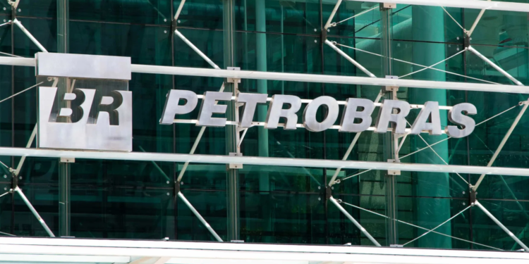 Ações da Petrobras sobem após diretoria reafirmar cautela e foco em eficiência 1 GAZETA MERCANTIL Petrobras Ganha Força No Mercado Com Discurso De Cautela E Foco Em Eficiência - Gazeta Mercantil