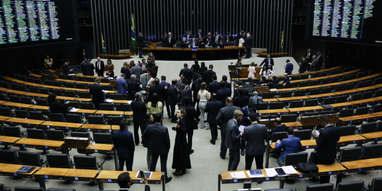 BRB tem novo presidente: Nelson Souza é aprovado pela Câmara 1 GAZETA MERCANTIL Brb Tem Novo Presidente: Nelson Souza É Aprovado Pela Câmara - Gazeta Mercantil