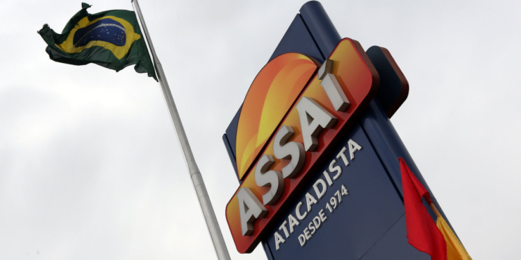 Assaí 2025: fundos dos irmãos Muffato ampliam participação 1 GAZETA MERCANTIL Assaí 2025: Fundos Dos Irmãos Muffato Ampliam Participação - Gazeta Mercantil