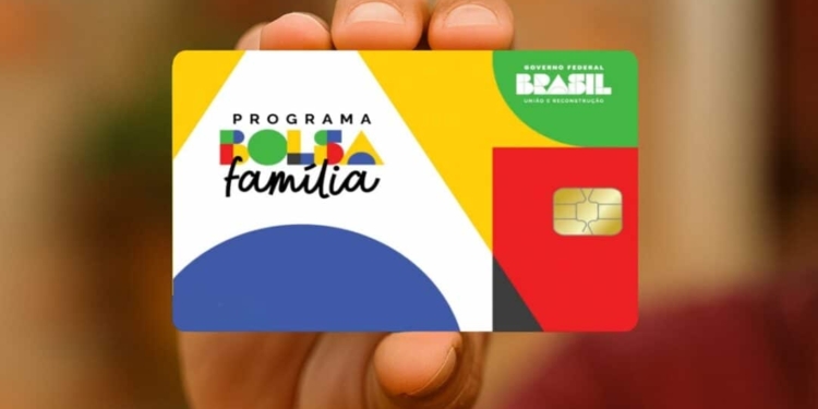 13º do Bolsa Família 2025 não será pago: motivos, calendário de novembro e benefícios que seguem garantidos 1 GAZETA MERCANTIL 13º Do Bolsa Família 2025 Não Será Pago: Motivos, Calendário De Novembro E Benefícios Que Seguem Garantidos - Gazeta Mercantil