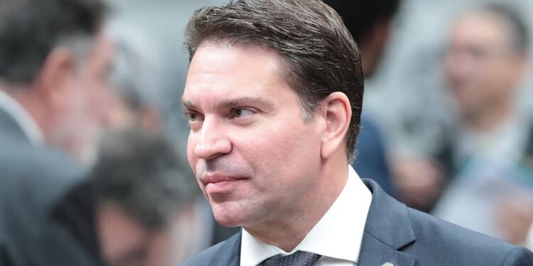 Ramagem Entra Na Mira Da Interpol E Cerco Internacional Se Fecha - Gazeta Mercantil