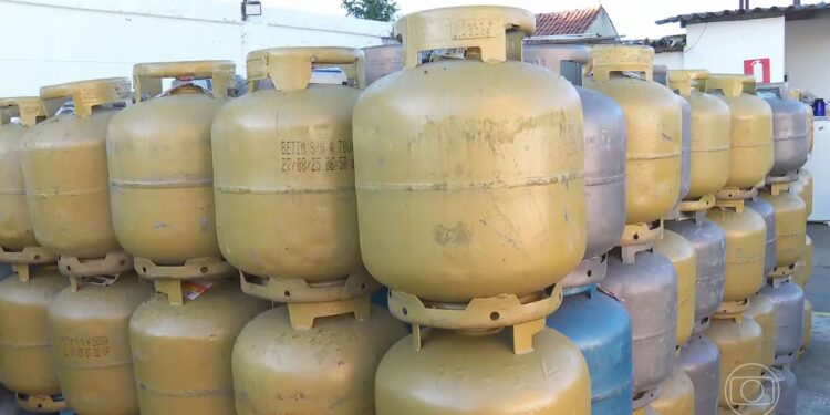 Gás Do Povo: Onde Já Funciona E Quem Recebe O Gás Gratuito Em 2026 - Gazeta Mercantil