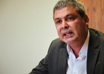 Lindbergh Diz Que Mandato Não É Escudo Contra A Justiça Ao Defender Cassações Na Câmara - Gazeta Mercantil