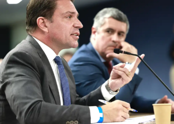 Moraes Ordena Pedido De Extradição De Ramagem E Eleva Tensão Entre Stf E Câmara - Gazeta Mercantil - Política