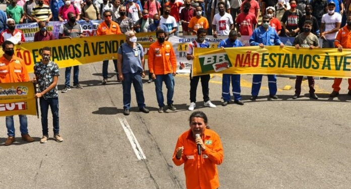 Greve dos petroleiros da Petrobras começa após impasse no Acordo Coletivo 1 GAZETA MERCANTIL Greve Dos Petroleiros Da Petrobras Começa Após Impasse No Acordo Coletivo - Gazeta Mercantil