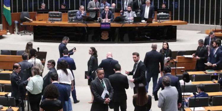 Câmara aprova regras do IBS e avança na reforma tributária 1 GAZETA MERCANTIL Câmara Aprova Regras Do Ibs E Avança Na Reforma Tributária - Gazeta Mercantil