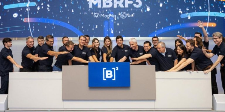 MBRF conclui captação recorde de R$ 2,4 bilhões e alonga dívida até 2055 1 GAZETA MERCANTIL Mbrf Conclui Captação Recorde De R$ 2,4 Bilhões E Alonga Dívida Até 2055 - Gazeta Mercantil