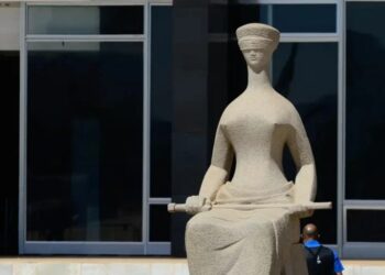 Stf Mantém Prisão Domiciliar Da Trama Golpista Após Novas Tentativas De Fuga - Gazeta Mercantil