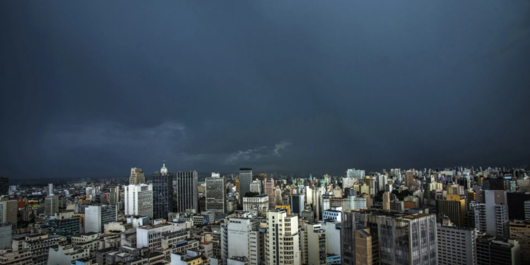 Previsão Do Tempo São Paulo: Calor De 32 °C E Pancadas De Chuva Fortes Nesta Sexta - Gazeta Mercantil