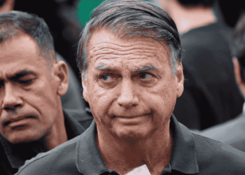 Bolsonaro Tem Piora E Defesa Pede Prisão Domiciliar Humanitária - Gazeta Mercantil - Fundada Em 1920