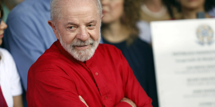 Arrependimento De Voto Para Presidente: 91% Dos Brasileiros Manteriam A Escolha - Gazeta Mercantil - Fudada Em 1920