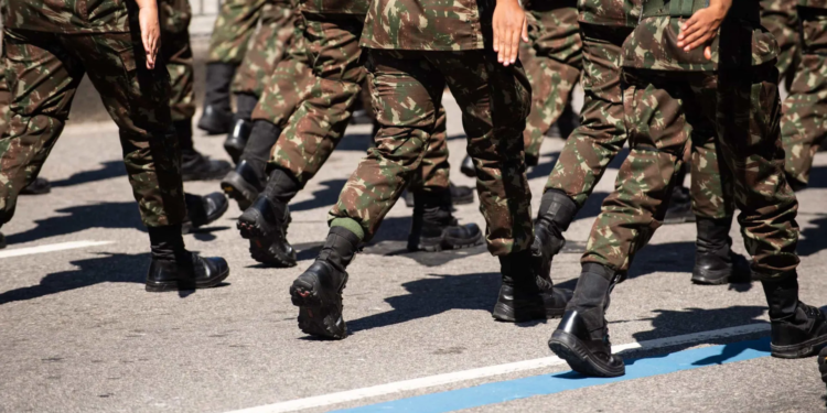 Exército Descarta Risco Militar Para O Brasil E Monitora Refugiados