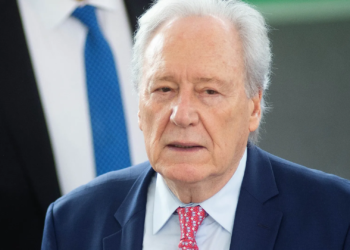 O Contrato De Lewandowski: O Que O Governo Sabia E Por Que O Ministro Saiu Às Pressas? - Gazeta Mercantil