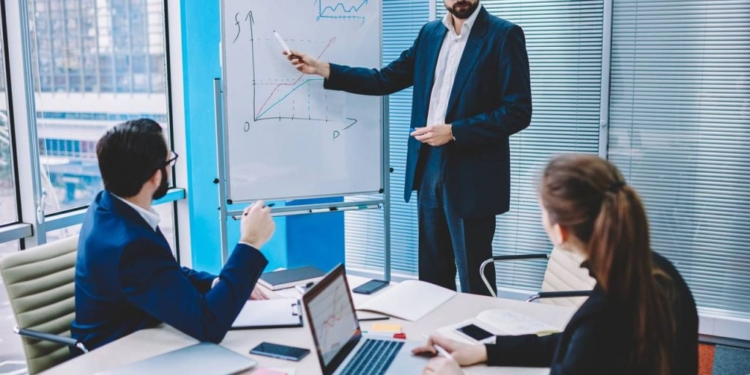 Analista De Investimentos 2026: Salários De Até R$ 25 Mil E Habilidades Que Fazem A Diferença - Gazeta Mercantil