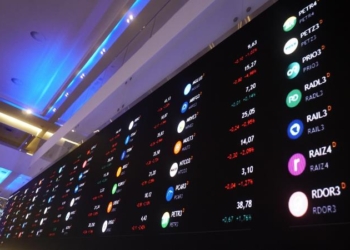 O Desempenho Da Bolsa Brasileira Divergiu Das Bolsas Dos Eua, Que Apresentaram Queda.