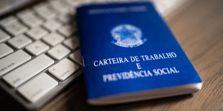 Fim da escala 6×1 avança no Congresso e expõe transformação do mercado de trabalho 1 GAZETA MERCANTIL Fim Da Escala 6×1 Avança No Congresso E Expõe Transformação Do Mercado De Trabalho - Gazeta Mercantil